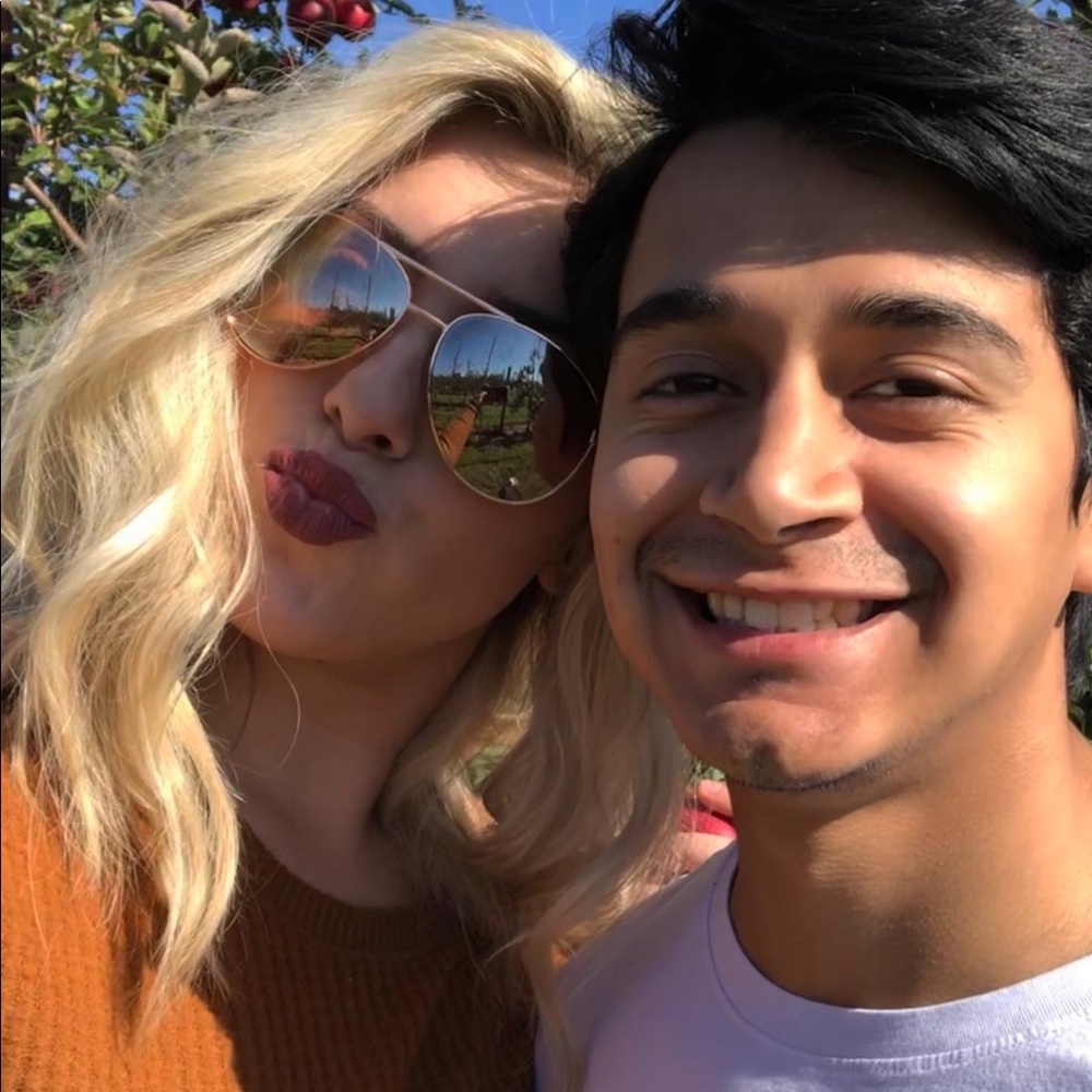 Meet your Posher, Alexandra